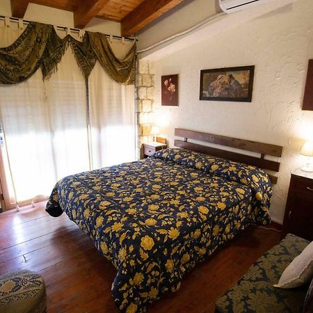 La Casa In Pietra Bed & Breakfast Santa Caterina Villarmosa Ngoại thất bức ảnh